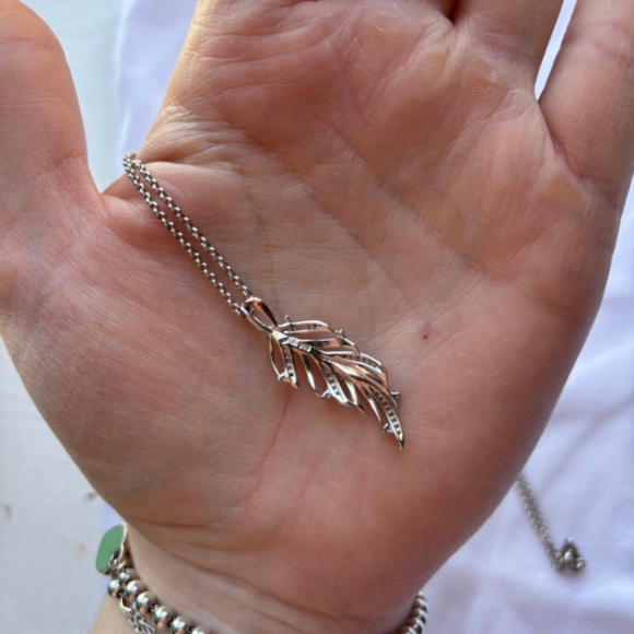 Unknown brand sterling silver leaf necklace - Picture 5 of 6